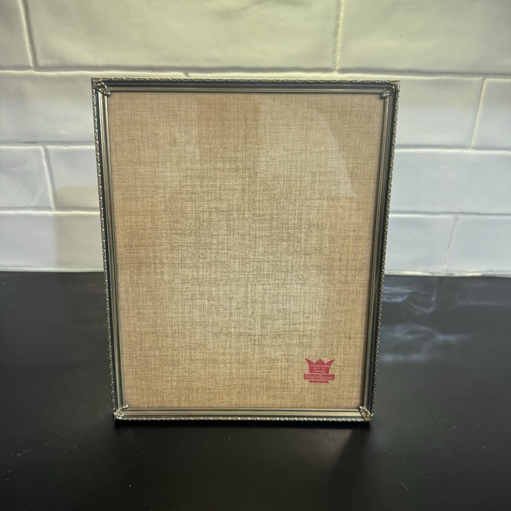 VINTAGE‎ Heirloom ETCHED BRASS MCM 8 X 10 PHOTO PICTURE FRAME ORNATE